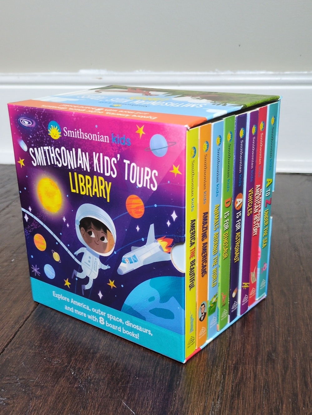 Smithsonian Kids Tours Library - 8 Board Book Set